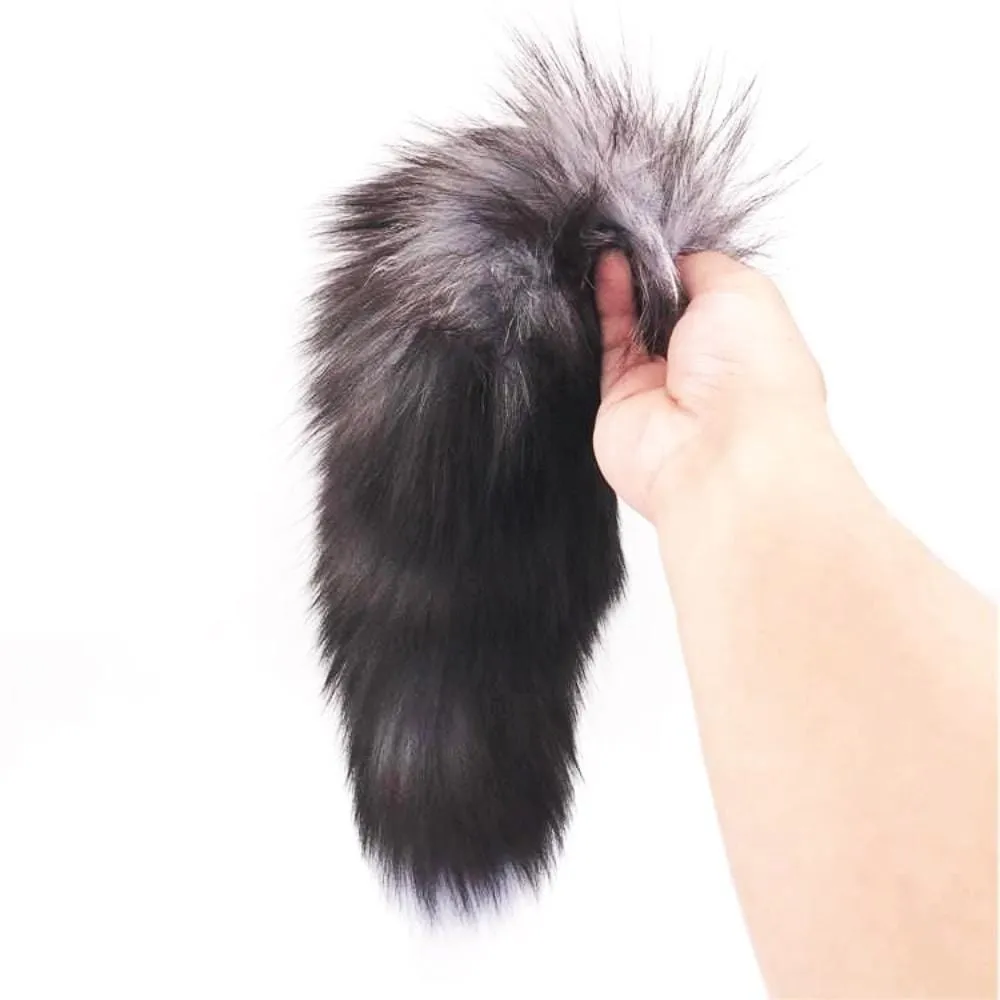 15 Dark Fox Tail with a Vibrating Silicone Plug and Extra Vibrator