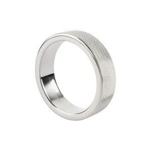 Inel pentru penis MR. STEEL CrissCross C-Ring. cu design geometric. din oțel inoxidabil. diametru 5 cm (mediu). argintiu