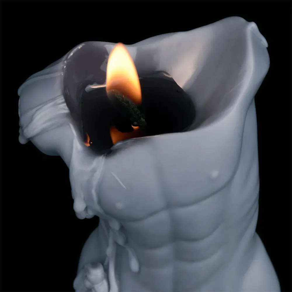 Naked Man Statue Low Temperature Aromatherapy Candle