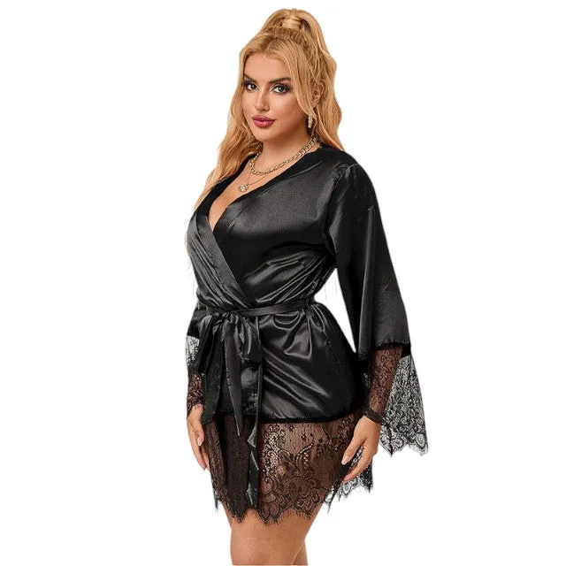 Set lenjerie sexy SUBBLIME Elegant Lace Pajamas. halat din satin cu dantelă   chilot tanga. culoare negru. mărime S/M (model 953799)